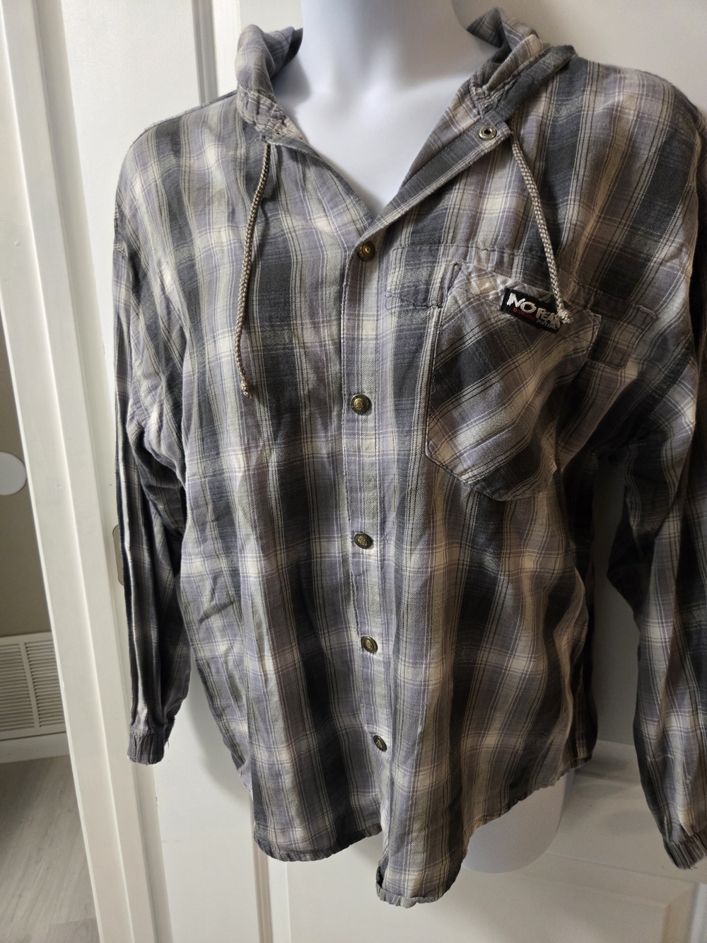 No Fear Plaid Hooded Button-Up Flannel Shirt - Authentic Vintage 90's Grunge
